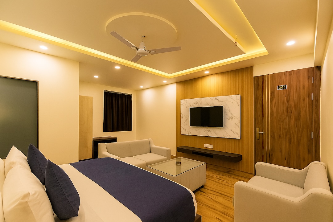 WhatsApp Image 2025-10-28 at 13.50.08 (1)